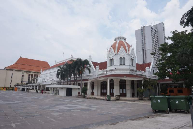 Wisata Gratis dengan Bus Surabaya Heritage