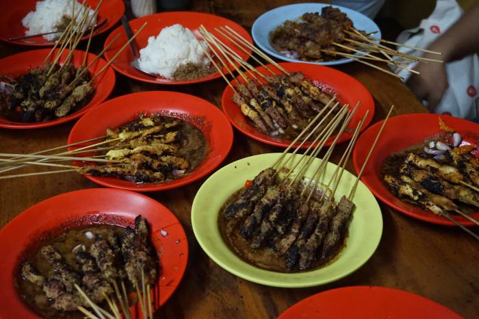 traveloka-eats-aruna-dan-lidahnya