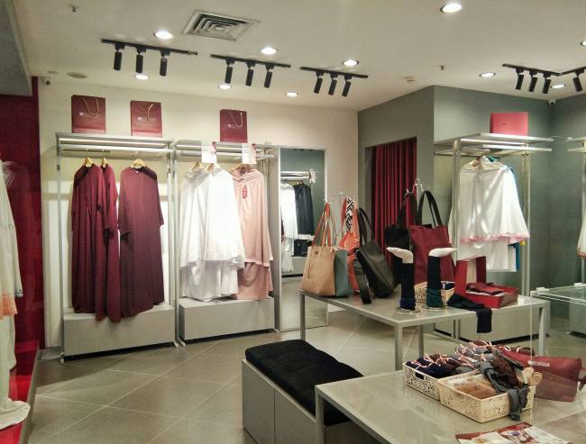 Butik-Siti-Khadijah-Tunjungan-Plaza