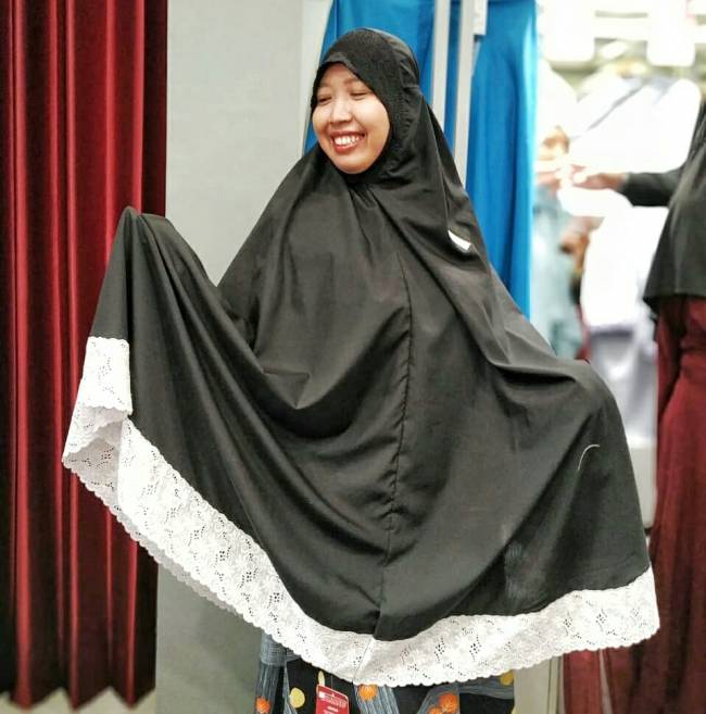 Mukena-siti-khadijah-hitam