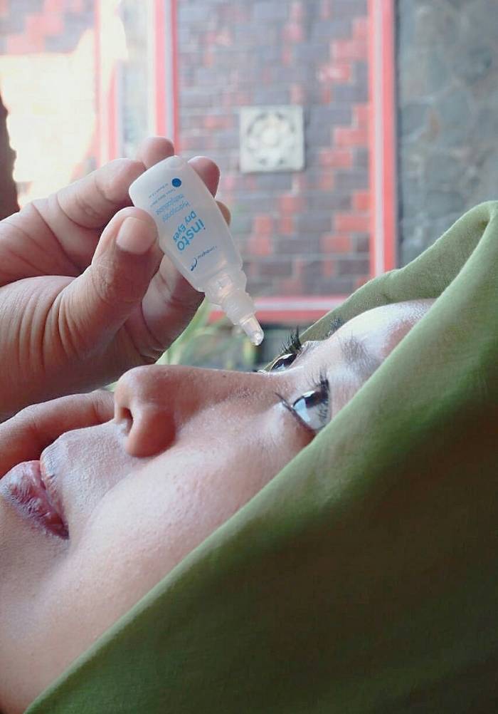 Sibuk Beraktifitas atasi gejala Mata Kering dengan Insto Dry Eyes