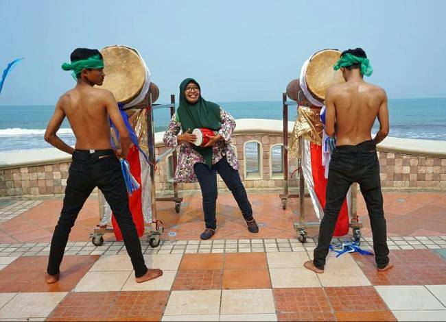 Seni Rampak Bedug di Anyer Banten