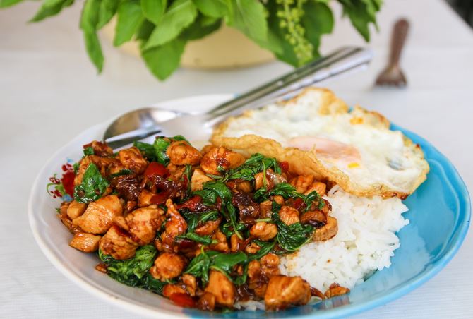 Resep Masakan Thai Basil Chicken