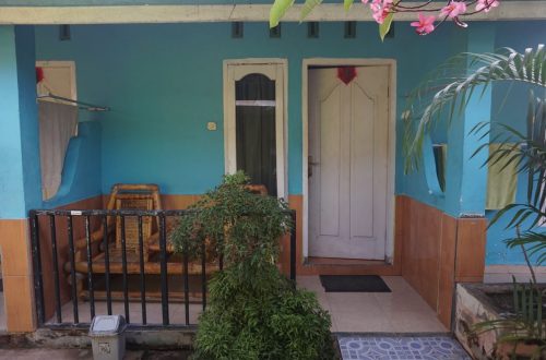 Bisnis Kost-Kostan Untung Menggirukan