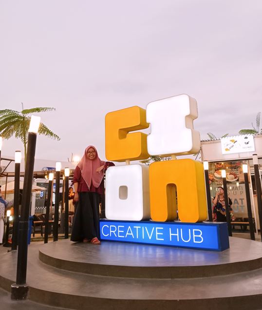 Logo GION Market Creative HUB Surabaya