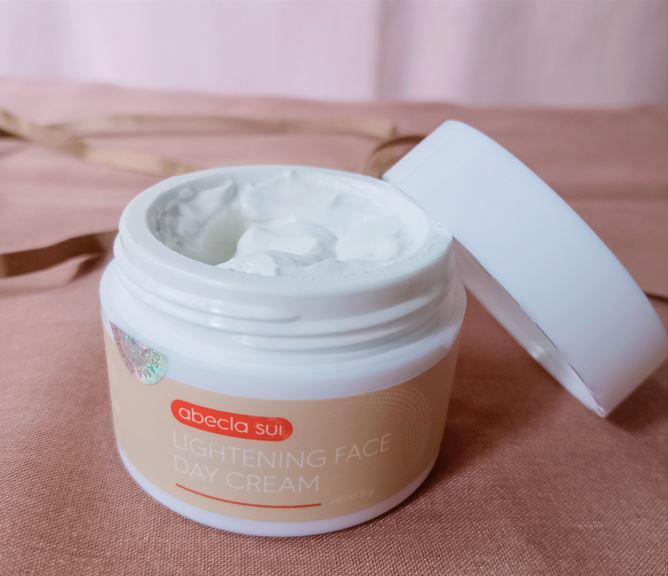 Lightening Face Day Cream Abecla Sui