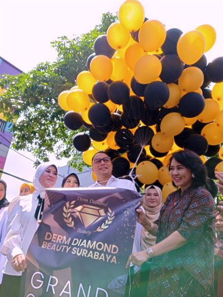 Grand Launching Klinik Derm Diamond Beauty Surabaya