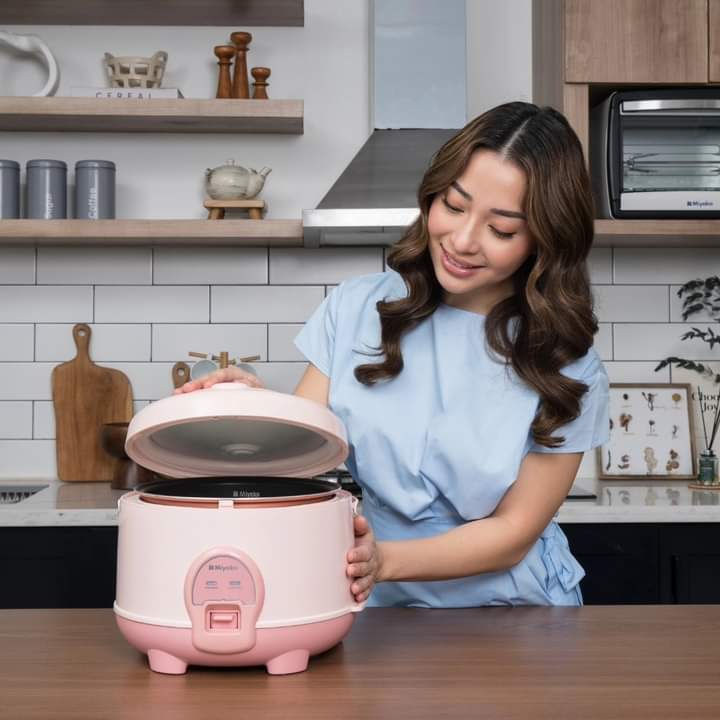 Nikita Willy Pakai Miyako
