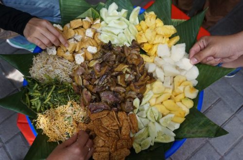 Rujak Cingur Jawa Timur